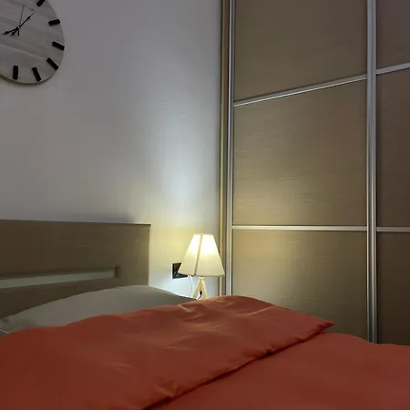 Sky Center Apartmán *