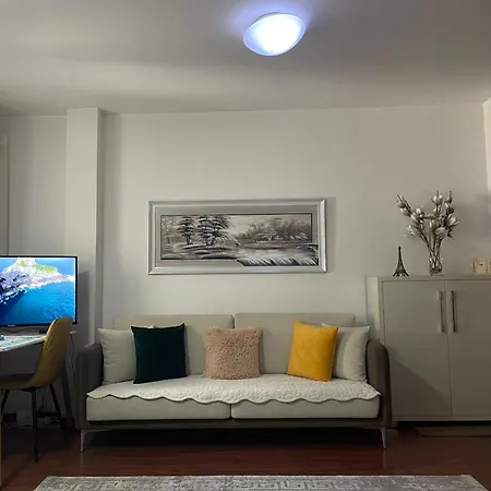 Sky Center Apartman *